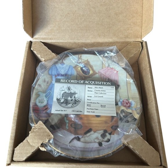 The Hamilton Collection’s Country Kitty Series “Attic Attack” Collector Plate - Picture 5 of 6